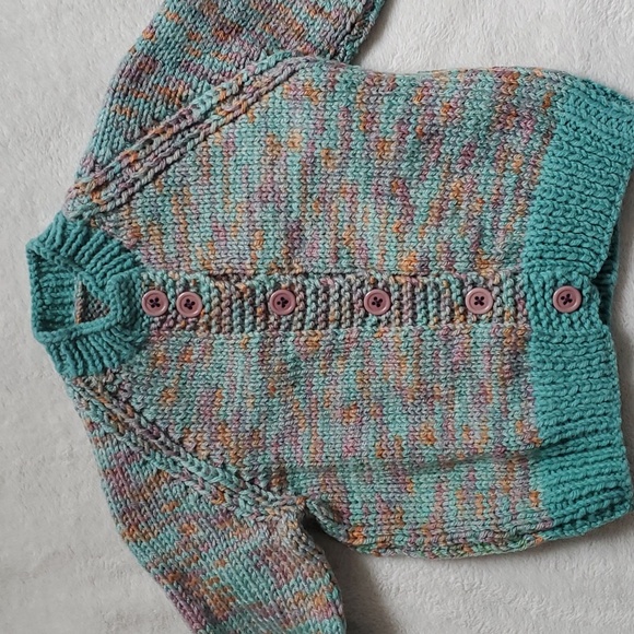 Brand New 100% handmade baby knitted sweater - Picture 1 of 11